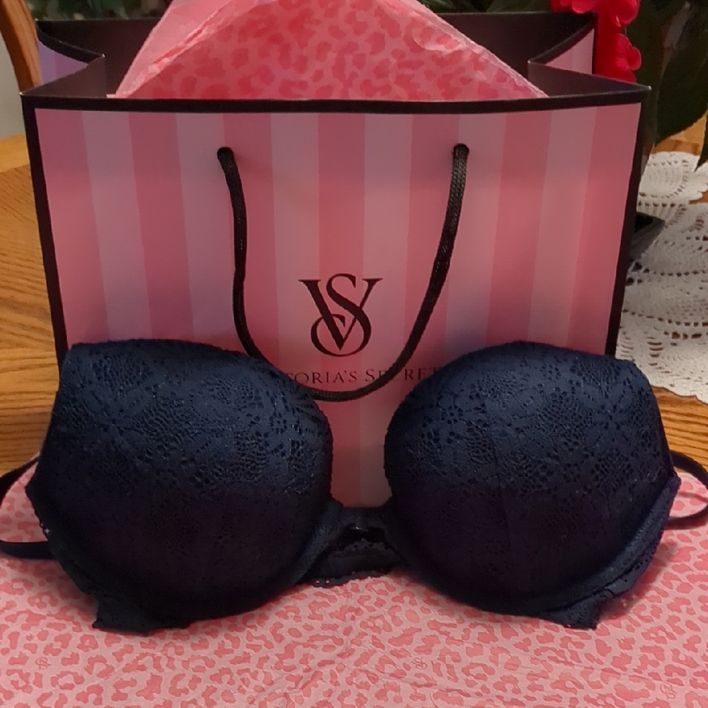 Victoria's Secret Front Close Racerback Push-up Lacey Bra Navy Size 32D